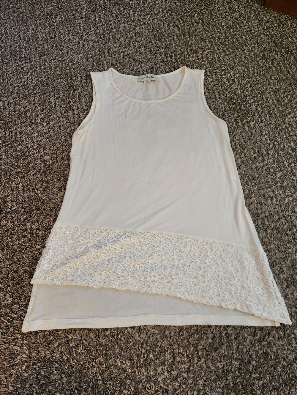 Simply Noelle Sleeveless Asymmetrical Blouse Sequin Off White S/M